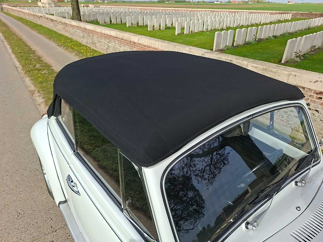 Volkswagen kever cabrio 1302s - afbeelding 5 van  31