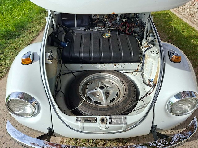 Volkswagen kever cabrio 1302s - afbeelding 20 van  31
