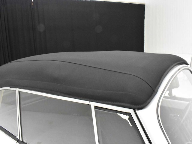 Volkswagen kever cabrio 1302s - afbeelding 20 van  57