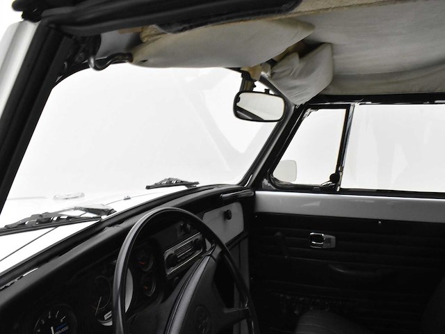 Volkswagen kever cabrio 1302s - afbeelding 8 van  57
