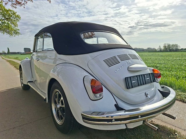 Volkswagen kever cabrio 1302s - afbeelding 9 van  38