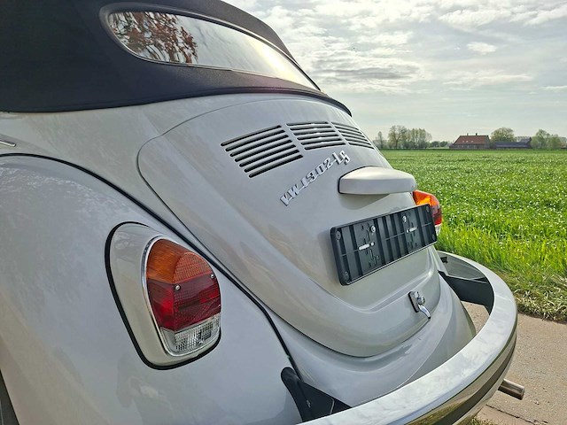 Volkswagen kever cabrio 1302s - afbeelding 13 van  38
