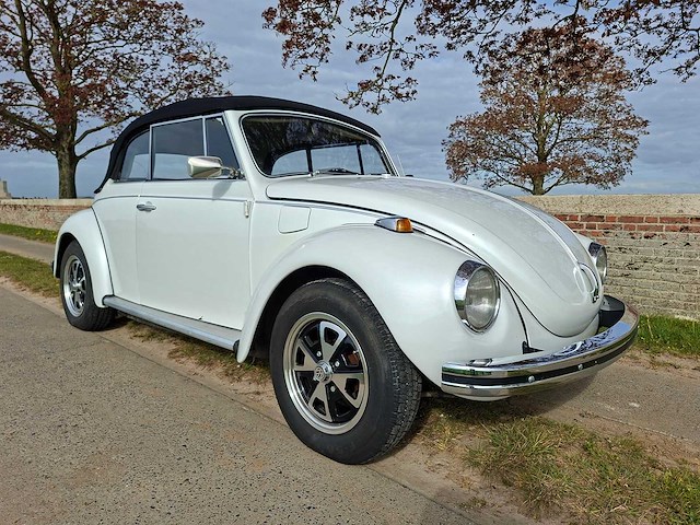 Volkswagen kever cabrio 1302s - afbeelding 22 van  38