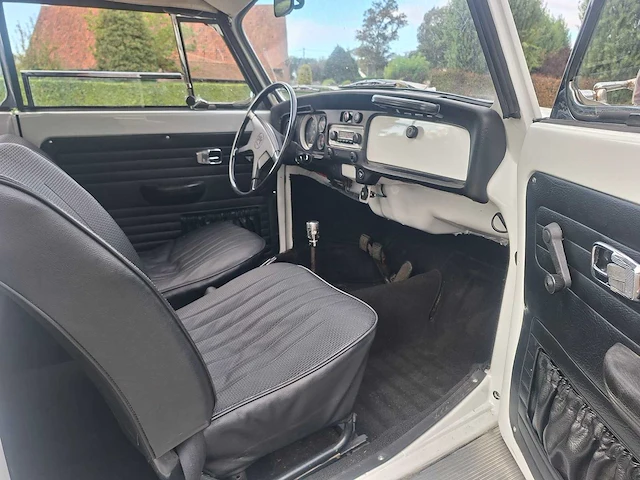 Volkswagen kever cabrio 1302s - afbeelding 3 van  43