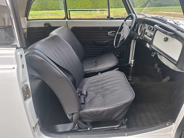 Volkswagen kever cabrio 1302s - afbeelding 4 van  43