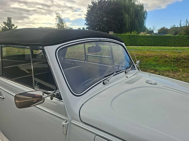Volkswagen kever cabrio 1302s - afbeelding 10 van  43
