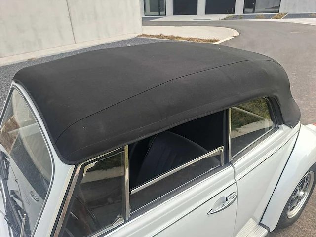 Volkswagen kever cabrio 1302s - afbeelding 18 van  43