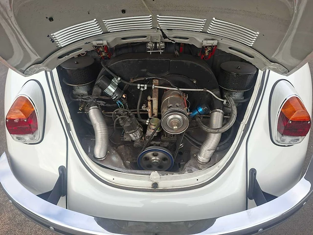 Volkswagen kever cabrio 1302s - afbeelding 21 van  43