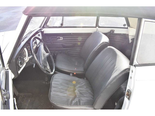 Volkswagen kever cabrio - afbeelding 16 van  50