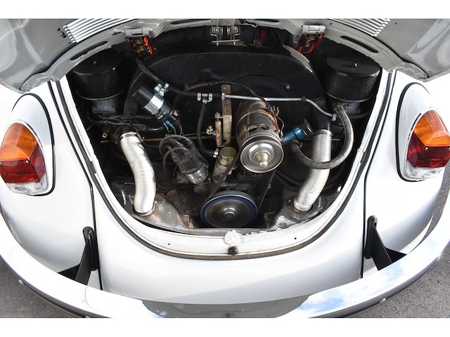 Volkswagen kever cabrio - afbeelding 20 van  50