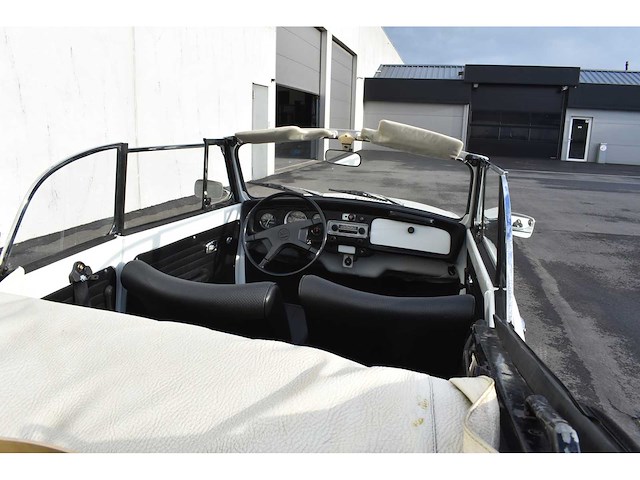 Volkswagen kever cabrio - afbeelding 46 van  50