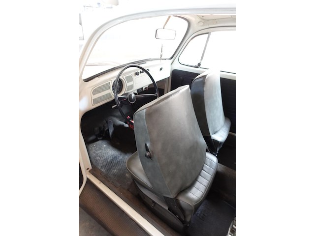 Volkswagen kever herbie - afbeelding 5 van  9