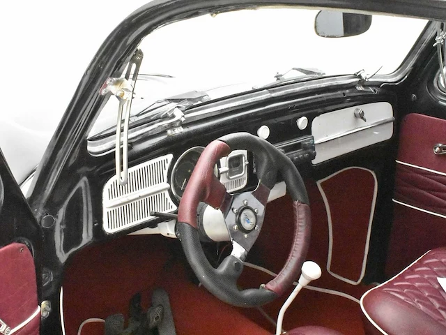 Volkswagen kever limousine - afbeelding 2 van  47
