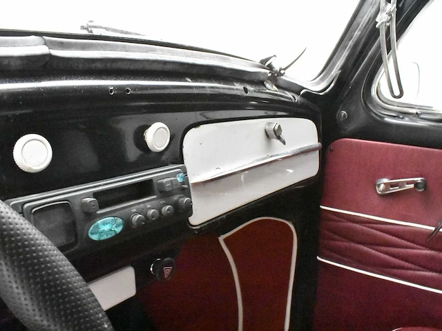 Volkswagen kever limousine - afbeelding 8 van  47