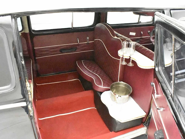 Volkswagen kever limousine - afbeelding 17 van  47