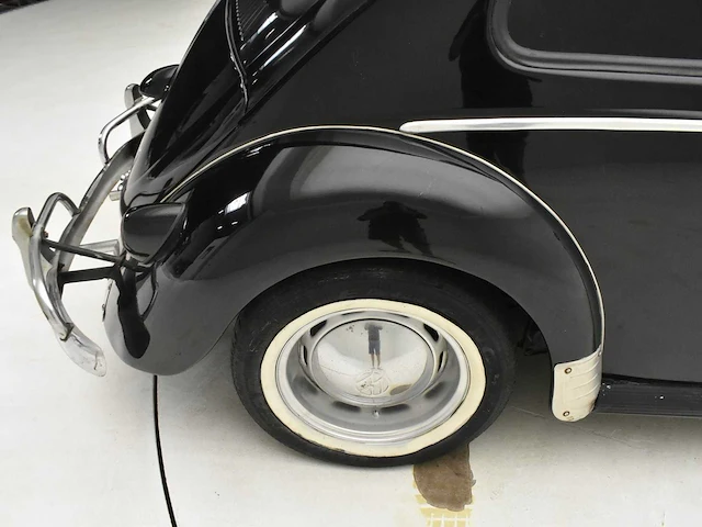 Volkswagen kever limousine - afbeelding 32 van  47