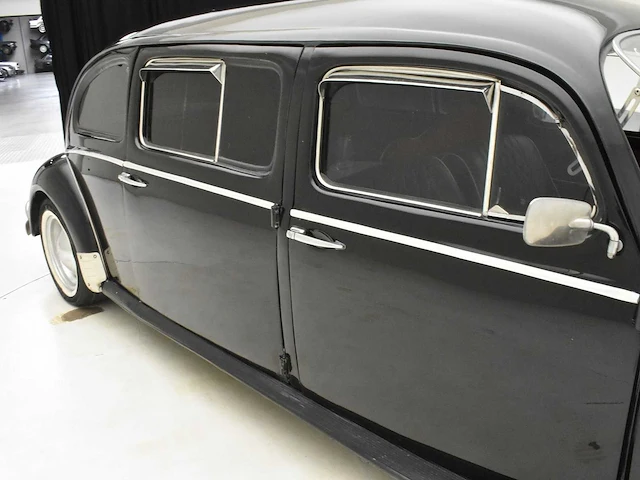 Volkswagen kever limousine - afbeelding 31 van  47
