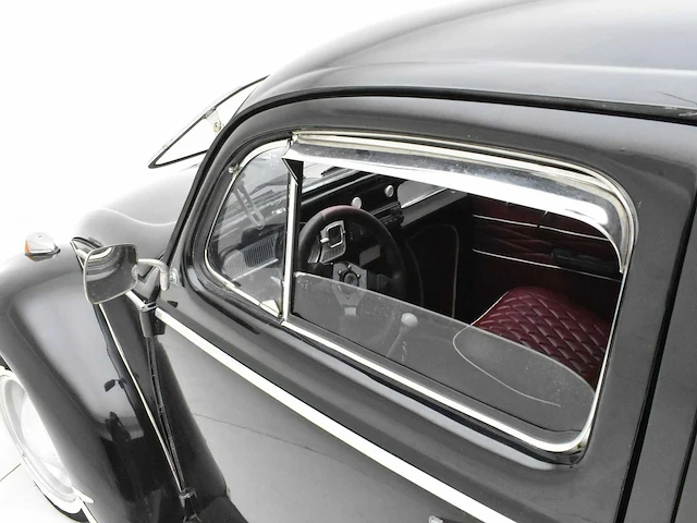 Volkswagen kever limousine - afbeelding 40 van  47