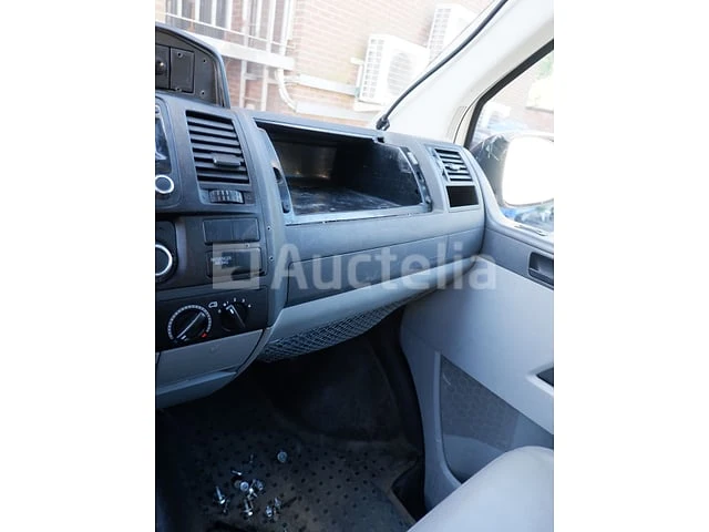 Volkswagen kombi (2013-279,327 km) - afbeelding 4 van  61