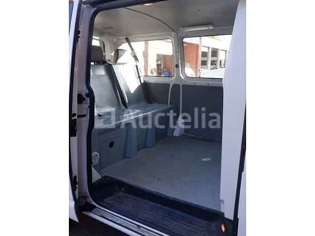 Volkswagen kombi (2013-279,327 km) - afbeelding 16 van  61