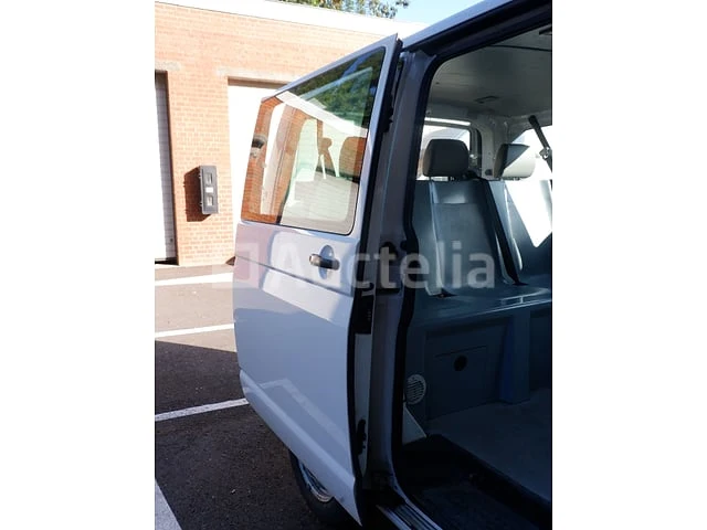 Volkswagen kombi (2013-279,327 km) - afbeelding 17 van  61