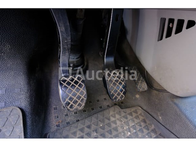 Volkswagen kombi (2015-230,008 km)(vin:wv2zzz7hzfh070386) - afbeelding 25 van  46