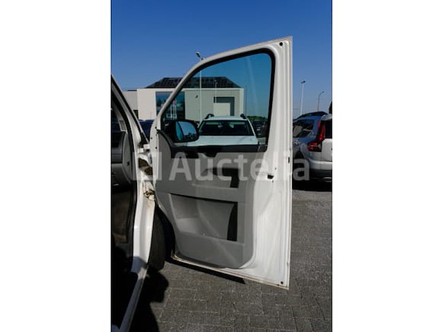 Volkswagen kombi (2015-230,008 km)(vin:wv2zzz7hzfh070386) - afbeelding 29 van  46