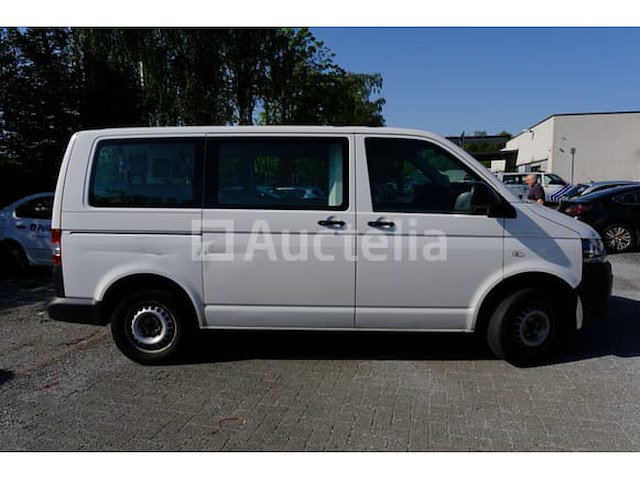 Volkswagen kombi (2015-230,008 km)(vin:wv2zzz7hzfh070386) - afbeelding 9 van  46