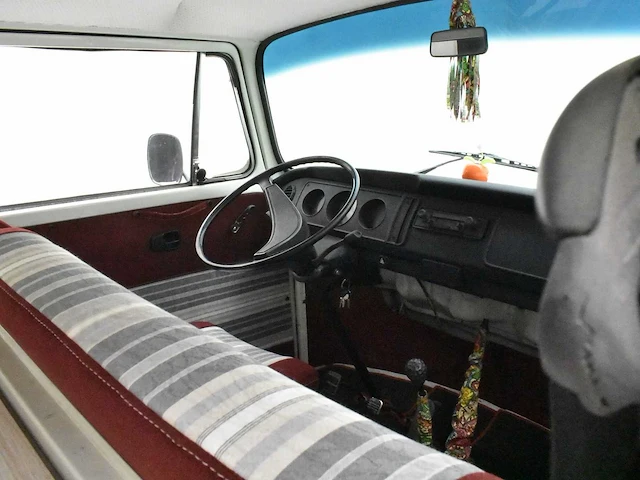 Volkswagen kombi t2 hippie bus ***no reserve*** - afbeelding 30 van  48