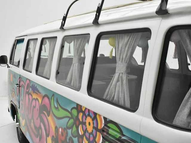 Volkswagen kombi t2 hippie bus ***no reserve*** - afbeelding 43 van  48