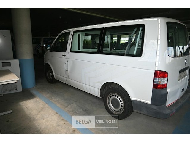 Volkswagen kombi - afbeelding 14 van  24