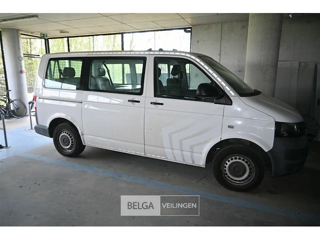 Volkswagen kombi - afbeelding 12 van  24