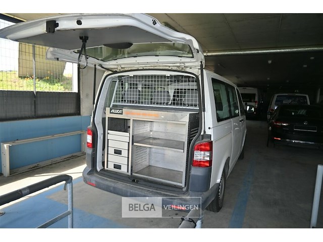 Volkswagen kombi - afbeelding 21 van  24