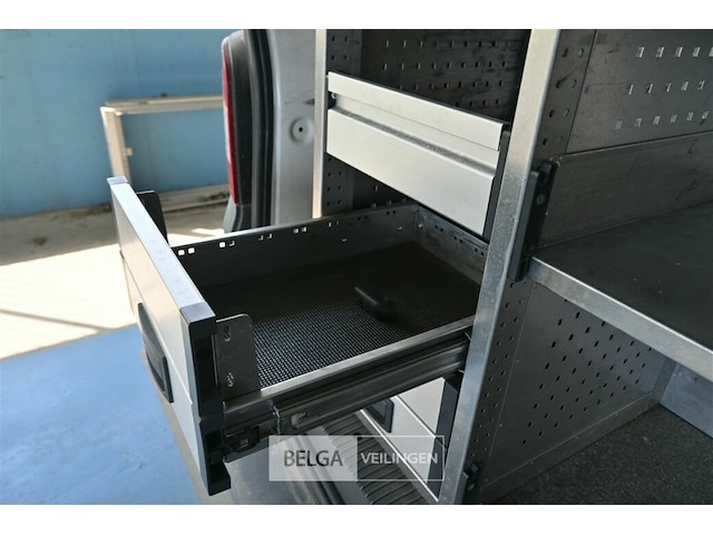 Volkswagen kombi - afbeelding 23 van  24