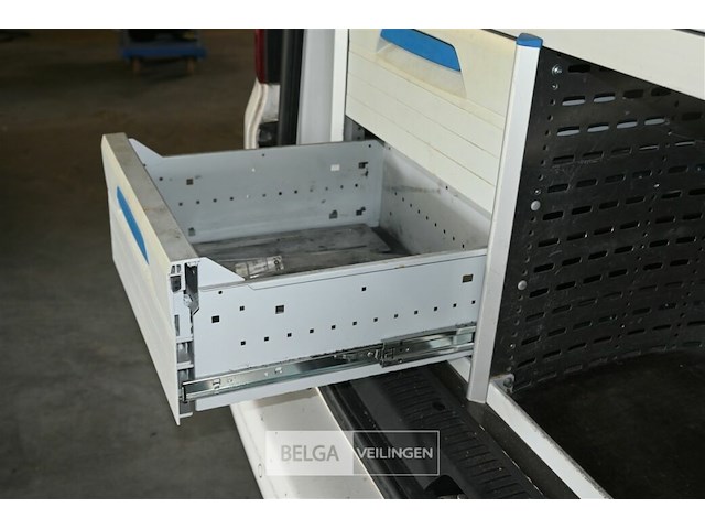 Volkswagen kombi - afbeelding 2 van  29