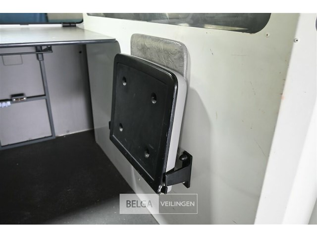 Volkswagen kombi - afbeelding 26 van  29