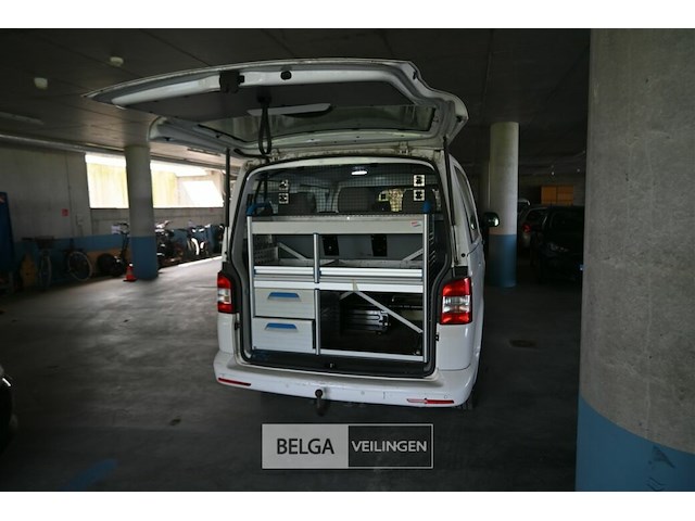 Volkswagen kombi - afbeelding 28 van  29