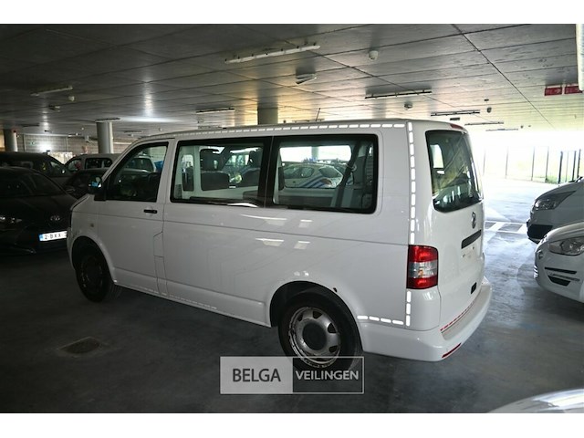 Volkswagen kombi - afbeelding 16 van  27