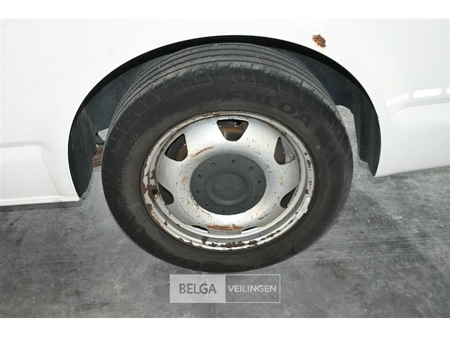 Volkswagen kombi - afbeelding 19 van  27