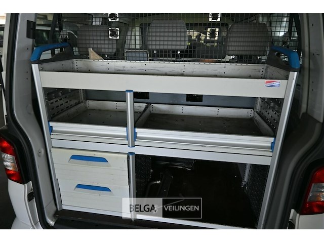 Volkswagen kombi - afbeelding 26 van  27