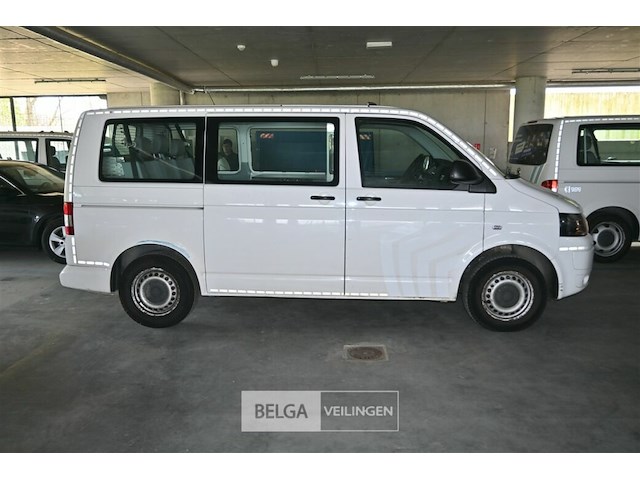 Volkswagen kombi - afbeelding 2 van  2