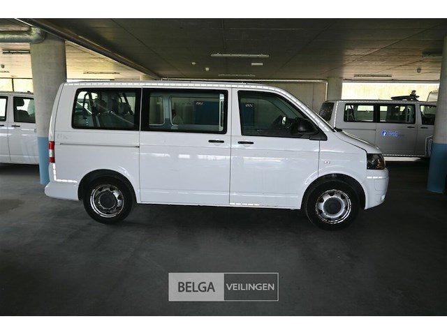 Volkswagen kombi - afbeelding 2 van  2