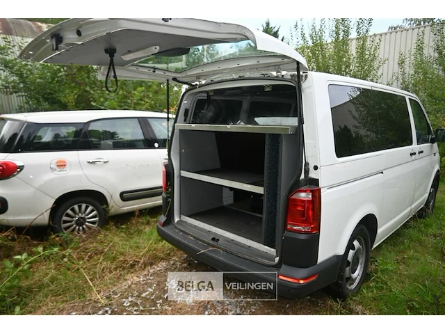 Volkswagen kombi - afbeelding 15 van  23