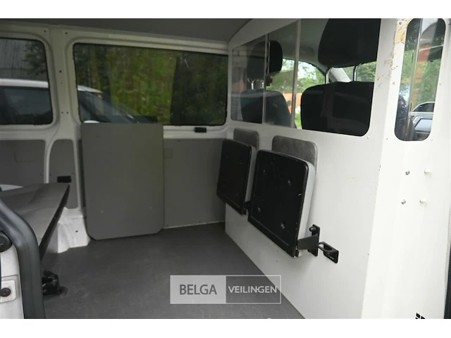 Volkswagen kombi - afbeelding 19 van  23