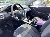 Volkswagen passat 1.9 tdi b2b-line comfort, 2007 - afbeelding 2 van  31
