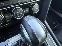 Volkswagen passat berline r-line surequipee 150 at, 2016 - afbeelding 7 van  32