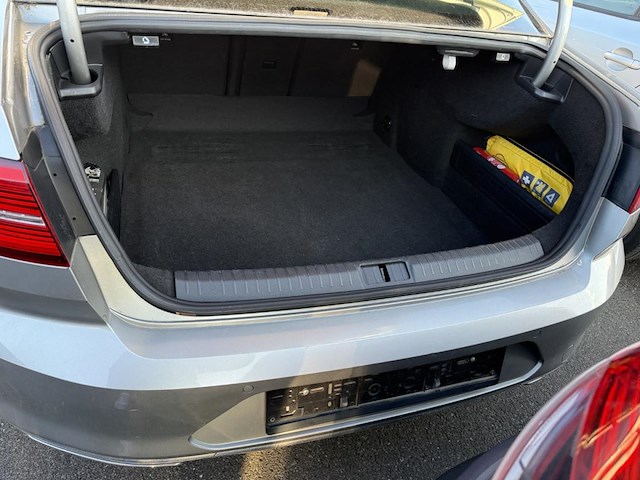 Volkswagen passat berline r-line surequipee 150 at, 2016 - afbeelding 20 van  32