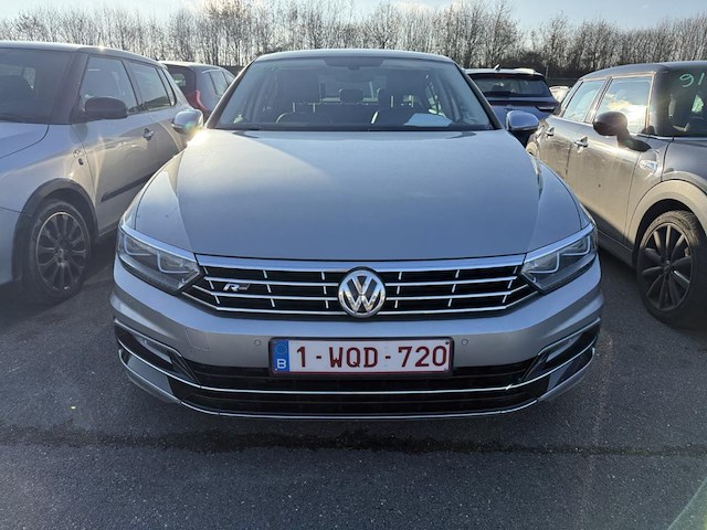 Volkswagen passat berline r-line surequipee 150 at, 2016 - afbeelding 12 van  32