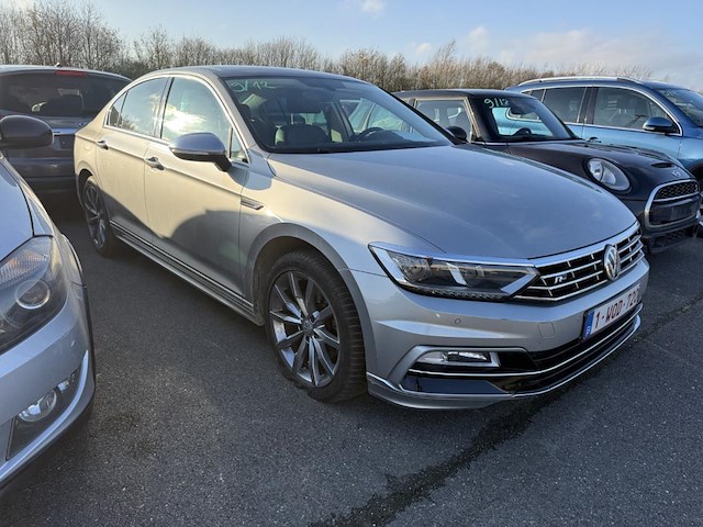 Volkswagen passat berline r-line surequipee 150 at, 2016 - afbeelding 23 van  32