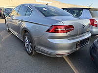 Volkswagen passat berline r-line surequipee 150 at, 2016 - afbeelding 29 van  32